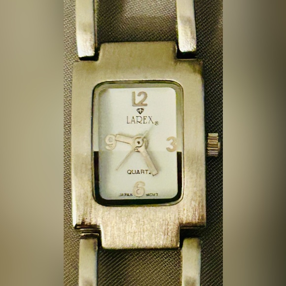 Women’s Larex watch - Picture 4 of 4